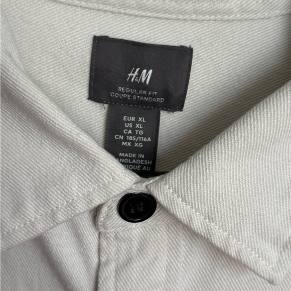 Men's Off-White Button-Up Jacket - Picture 2 of 3